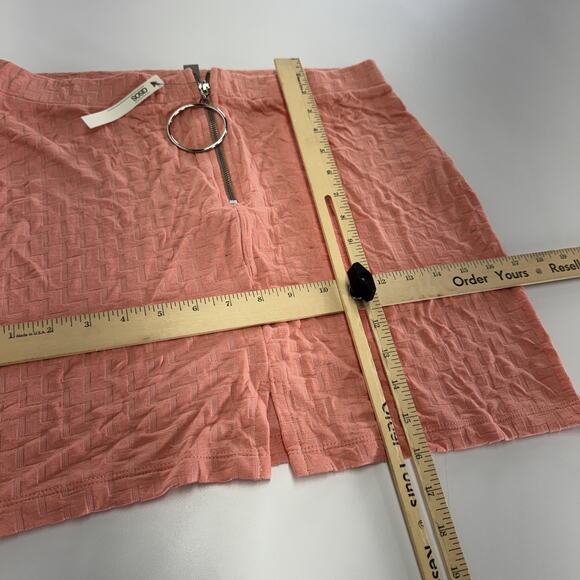 ASOS Mini Skirt Womens US 8 Pink Textured Zip Front Ring Pull Modern Stretchy - Picture 6 of 6